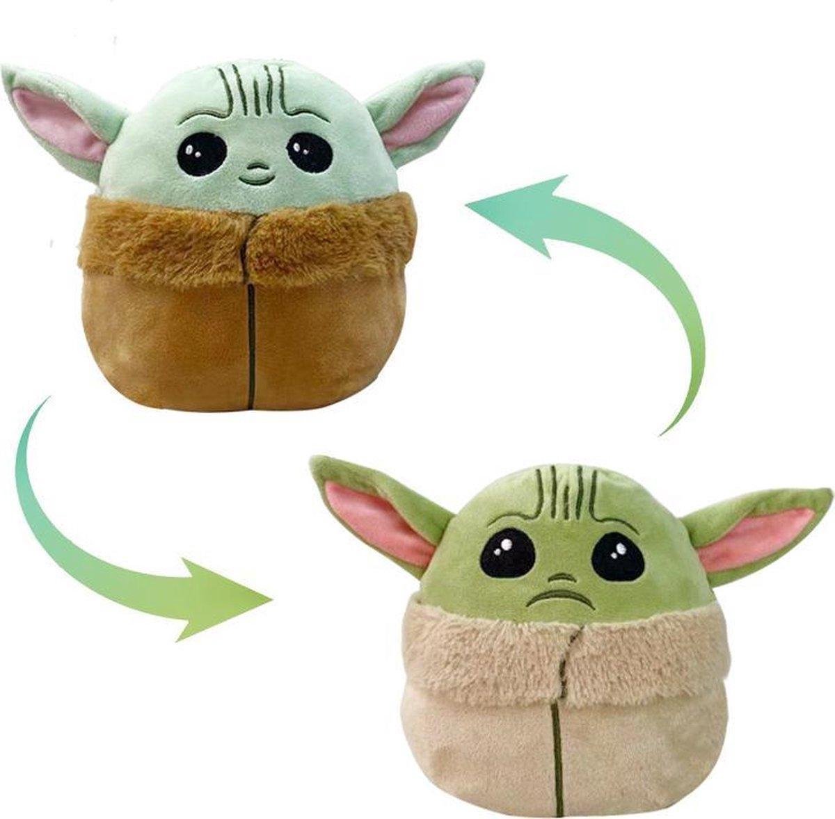 Star Wars The Mandalorian (Reversible/Omkeerbaar) - Yoda Mood Pluche Knuffel 24 cm + Star Wars Sticker! | Disney Plush Toy | The Last Jedi | Friend of Baby Yoda the child Porg Groku | fidget toys jongens meisjes kinderen